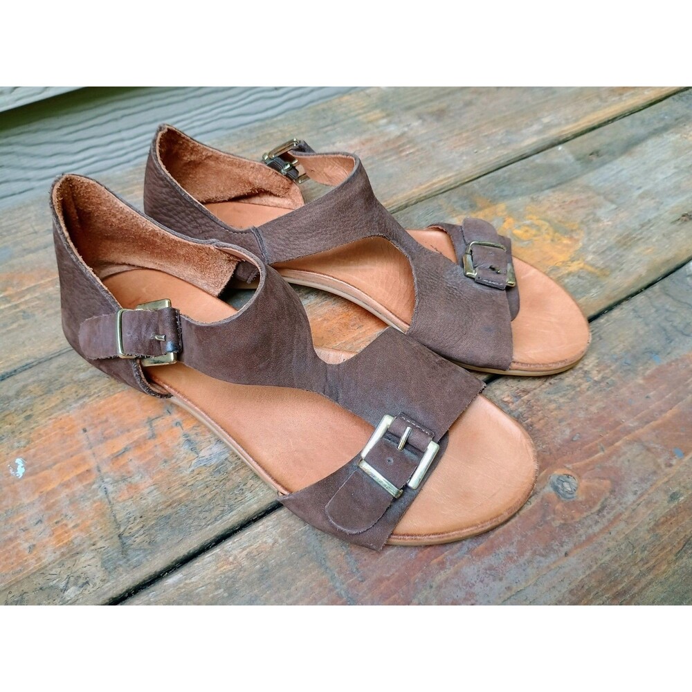 MIZ MOOZ THE INUOVO CHOCOLATE BROWN SANDAL WOMENS  Sz 40  US 9-9.5